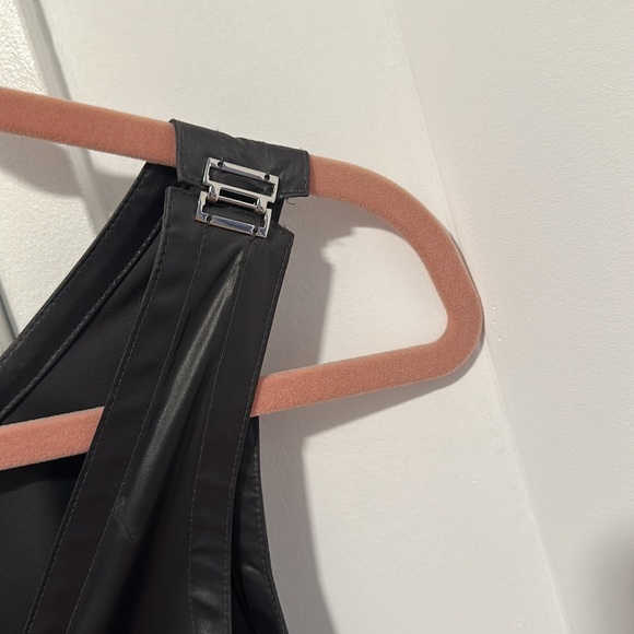 Jumper - Picture 4 of 6